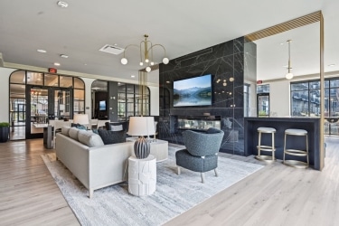 49 web or mls mchenry rd amenities 0205 003
