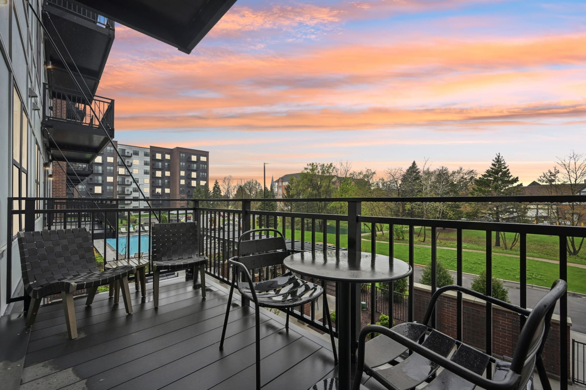 5 web or mls mchenry rd unit 208 0205 005
